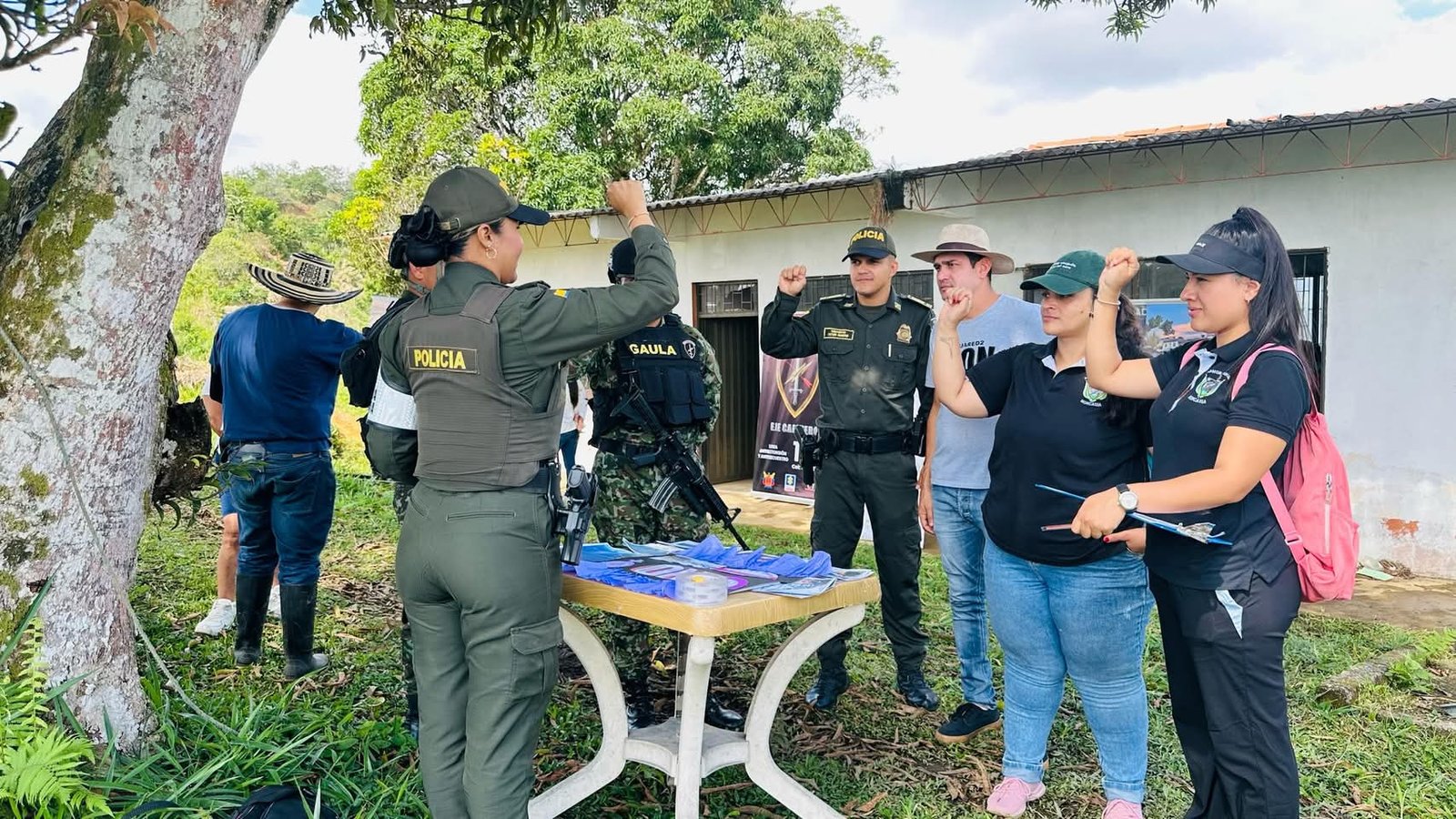 Patrulla Púrpura en Acción: Capacitación y Orientación en Norcasia para la Protección de la Mujer