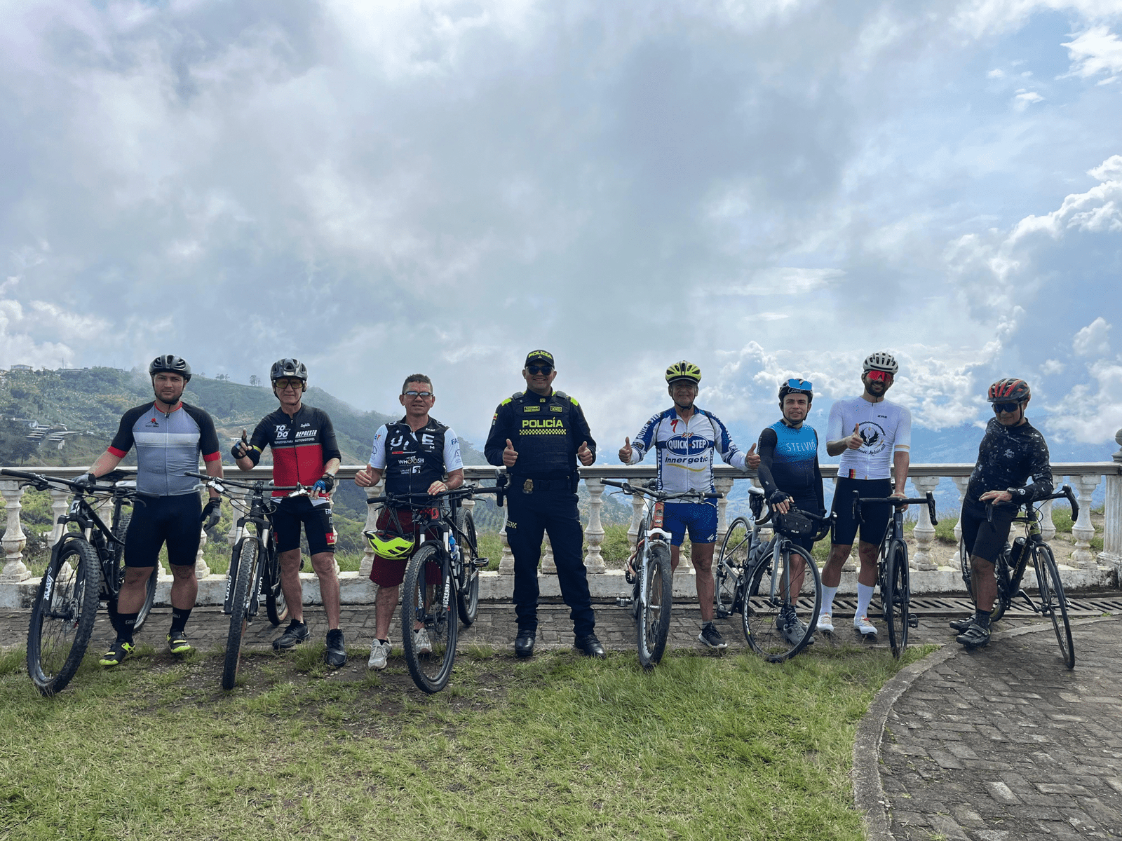 Turismo sano y en paz: Policía refuerza seguridad en el Monumento Cristo Rey de Belalcázar, Caldas